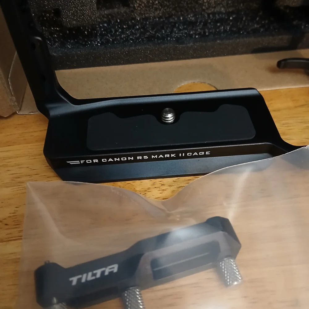 TILT Camera Cage for Canon R5 Mark II - Black